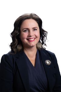 Minister Laura Lang